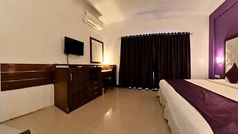 Silver Sands Hide Away