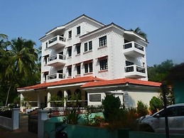 Silver Sands Hide Away