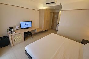 The Tides Hotel Boracay