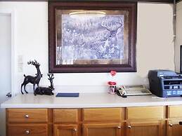 Antlers Budget Inn