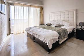 Hotel Blue Weiss