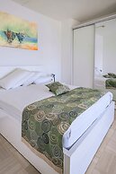 Hotel Blue Weiss