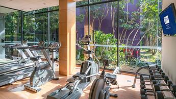 Holiday Inn Express Phuket Patong Beach Central by IHG