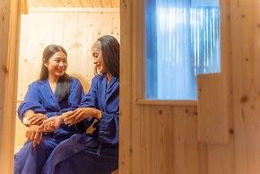 Holiday Inn Express Phuket Patong Beach Central by IHG