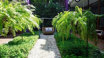 Holiday Inn Express Phuket Patong Beach Central by IHG