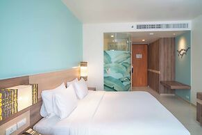 Holiday Inn Express Phuket Patong Beach Central by IHG