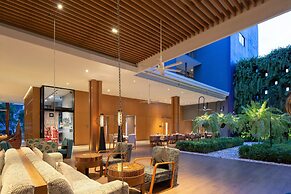 Holiday Inn Express Phuket Patong Beach Central by IHG