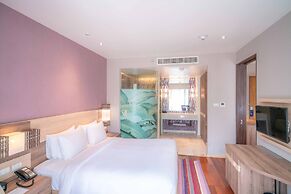 Holiday Inn Express Phuket Patong Beach Central by IHG
