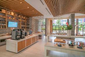 Holiday Inn Express Phuket Patong Beach Central by IHG