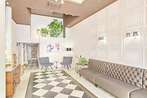 Vasanta Hotel