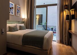 Vasanta Hotel