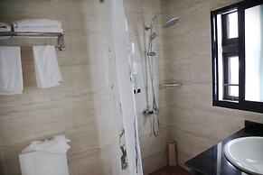 Shanghai Fish Inn Bund