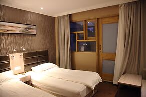 Shanghai Fish Inn Bund