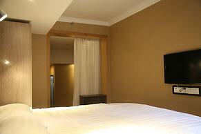 Shanghai Fish Inn Bund