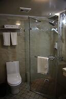 Shanghai Fish Inn Bund