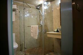 Shanghai Fish Inn Bund