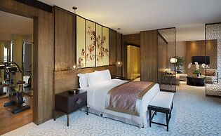 HUALUXE Shanghai Twelve at Hengshan