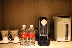 HUALUXE Shanghai Twelve at Hengshan