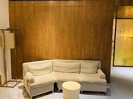 HUALUXE Shanghai Twelve at Hengshan