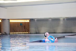 HUALUXE Shanghai Twelve at Hengshan