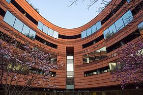 HUALUXE Shanghai Twelve at Hengshan