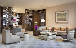 HUALUXE Shanghai Twelve at Hengshan