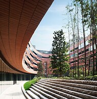 HUALUXE Shanghai Twelve at Hengshan