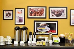 Courtyard Toluca Tollocan