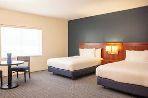 Courtyard Toluca Tollocan