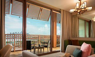 Resorts World Sentosa - Equarius Hotel