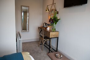 The Inn on the Shore