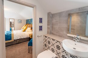 The Inn on the Shore