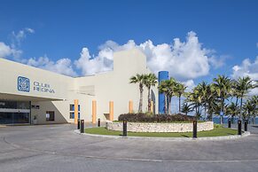 Club Regina Cancun
