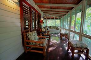 Tingalaya's Retreat