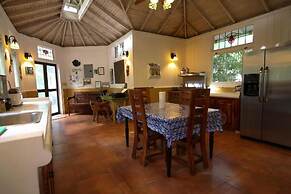 Tingalaya's Retreat