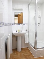 Abbotsford Guest House