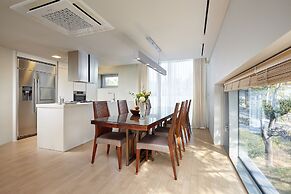 Lotte Resort Jeju Artvillas