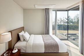 Lotte Resort Jeju Artvillas