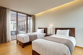 Lotte Resort Jeju Artvillas