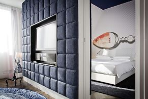 ANDAZ AMSTERDAM, PRINSENGRACHT, BY HYATT