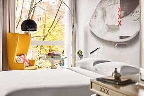 ANDAZ AMSTERDAM, PRINSENGRACHT, BY HYATT