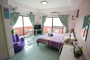 Pattaya Holiday Lodge