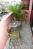 Pattaya Holiday Lodge