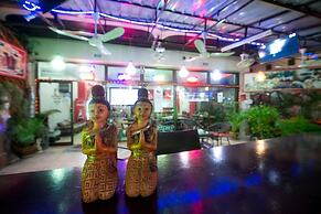 Pattaya Holiday Lodge