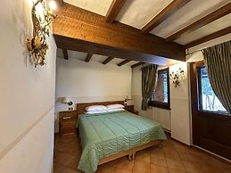 Hotel Serena