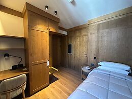 Hotel Serena