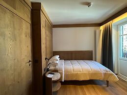 Hotel Serena