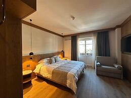 Hotel Serena