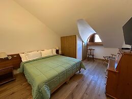 Hotel Serena