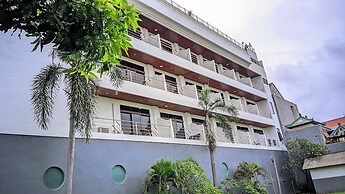 Bali Paradise City Hotel